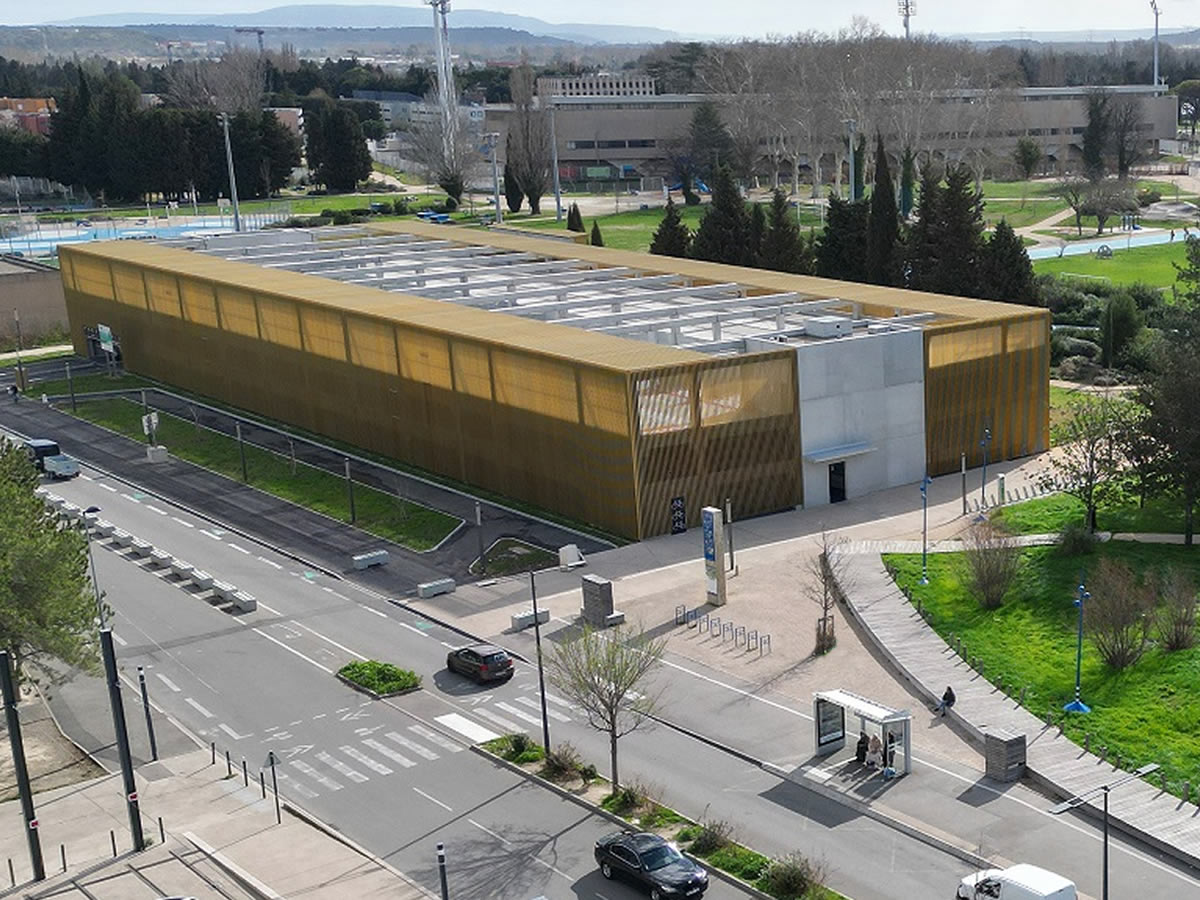 Construction d'un bâtiment structure béton type parking